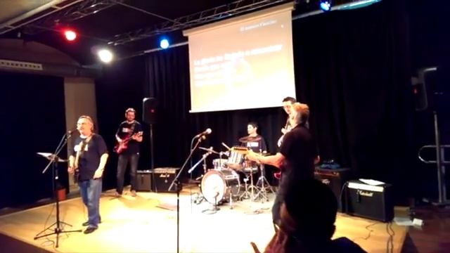 Neutrino Faustino - Beatlestones. Festival de Primavera '14 Física UB смотреть онлайн