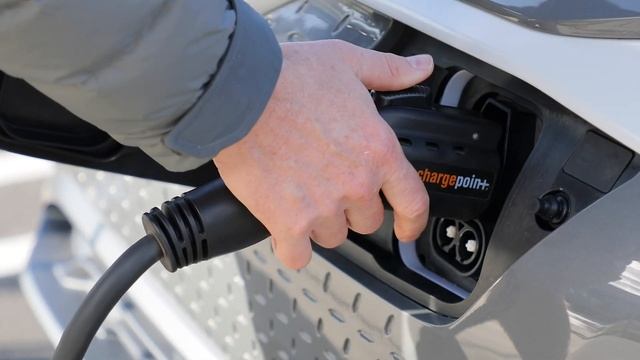 Can a Bit of Tape TRICK a TESLA into Speeding? Ride News Now смотреть онлайн