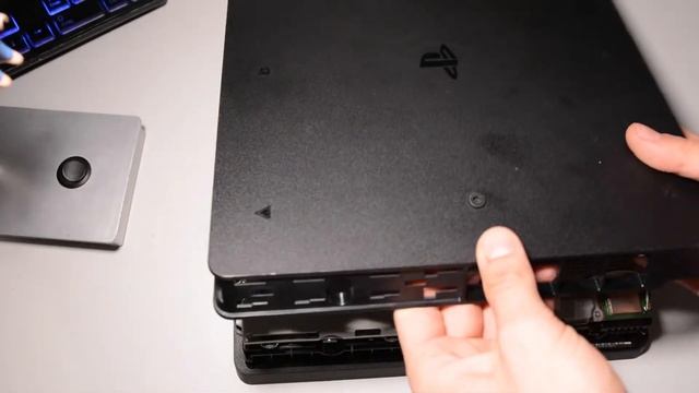 PS4 Slim - Disc Laser Replacement - Disc Unrecognizable смотреть онлайн
