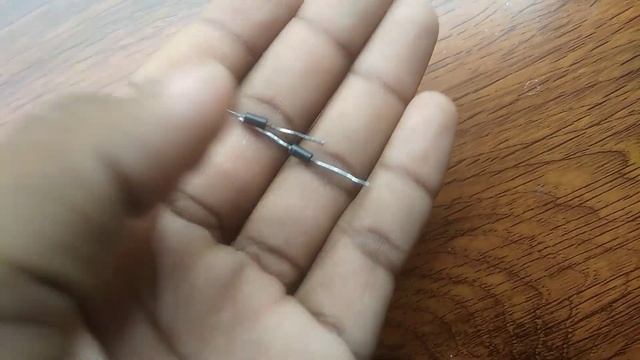 solar pannel me diode lagaya || ऐ आइडिया किसी ने नहीं दिया होगा смотреть онлайн