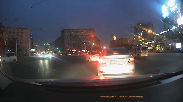 Riding in Novosibirsk with Playme arton смотреть онлайн