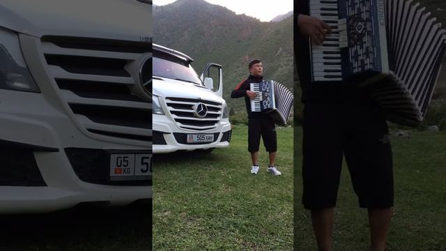 🔥🔥👏🏻👏🏻😍😍😍«Жакшы эле кором озунду» мыкты денгээлде аткарыптыр🔥🔥🔥 смотреть онлайн
