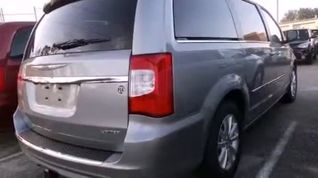 2015 Chrysler Town & Country Limited Platinum смотреть онлайн
