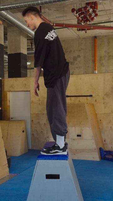 Новое видео: арабское сальто в кэтлип смотреть онлайн