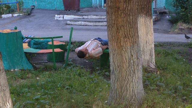 Земное притяжение сильнее смотреть онлайн