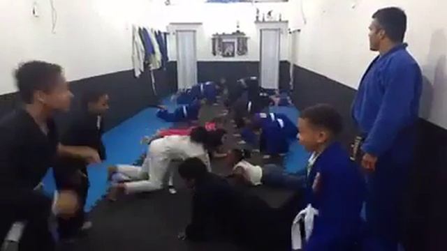 Academia Fadda Jiu-Jitsu - Professores Renan Fadda e Andre He-man смотреть онлайн