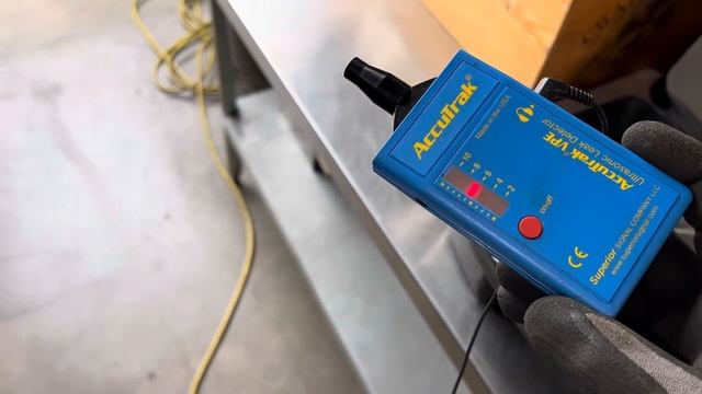 Ultrasonic Leak Detector EASY TO FIND EVAPORATOR LEAK. But what about with refrigerant ?￼ смотреть онлайн