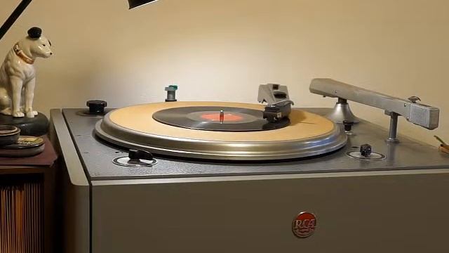 Deedle / Dave Lambert Trio featuring Allen Eager, Bennie Green смотреть онлайн
