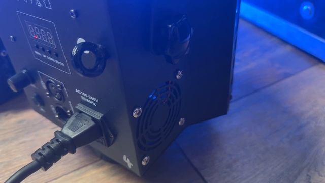 ADJ Mini Dekker Review | Most underrated DJ Light? смотреть онлайн