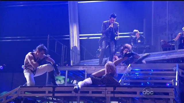 Adam Lambert - For Your Entertainment (American Music Awards 2009)