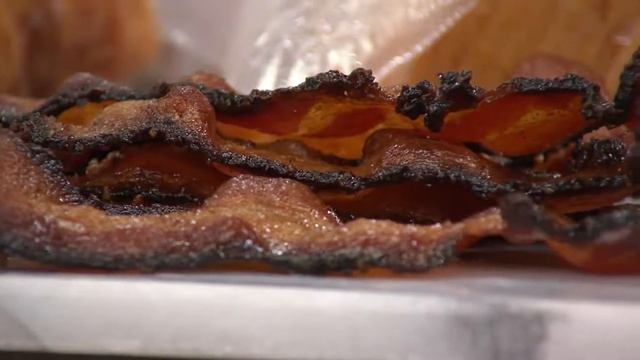 Sid Wainer & Son 4 lb. 3-Flavor Bacon Sampler with Sharon Faetsch смотреть онлайн