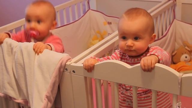 Танцуем в кроватке под беби тайм смотреть онлайн