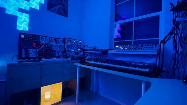 "Chamomile" - P.G. (Ambient Eurorack Modular Piece) смотреть онлайн