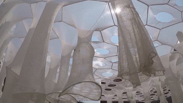Lumen by Jenny Sabin Studio │MoMa PS1 │ Laura Bautista смотреть онлайн