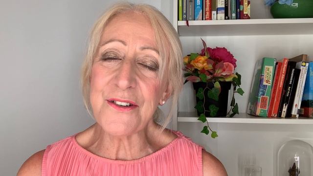 Talking About Death: The 5-Letter Word No-one Wants to Discuss... But No-one Can Avoid! смотреть онлайн