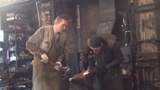 Создание тестового образца ножа IVA для безоборотного метания смотреть онлайн