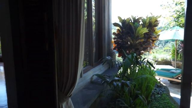 Welcome to Pool Villa in The Royal Pita Maha смотреть онлайн