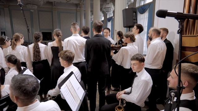 «Там, Дома у Него» симфонический молодёжный оркестр смотреть онлайн