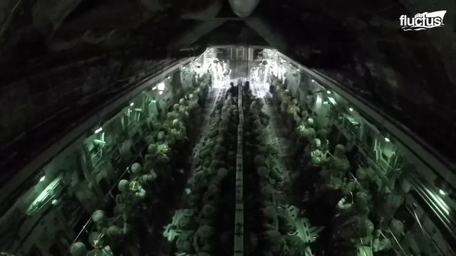 The Scary Logistic Behind US Massive Scale Paratroopers Static Line Jump смотреть онлайн