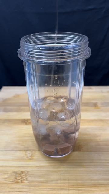 Snickers + Coconut ASMR #shorts смотреть онлайн