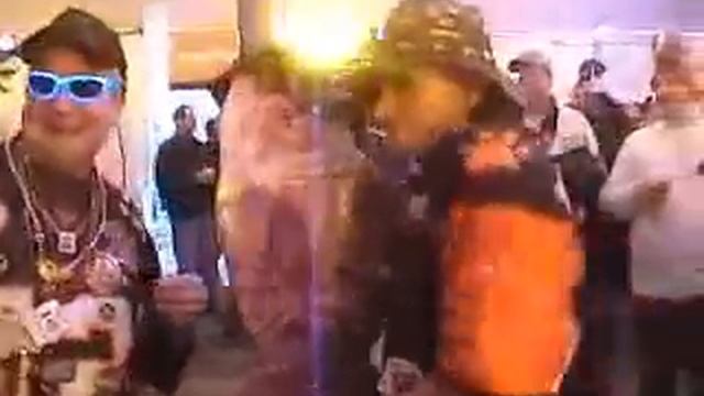 "05 CFL Grey Cup. Includes the real Pamela Anderson" Myk смотреть онлайн