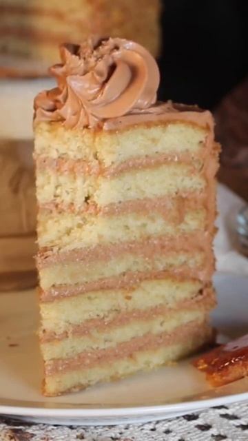 The O.G. 7~ Layer Cake #cake #vegan #bakery #dessert смотреть онлайн