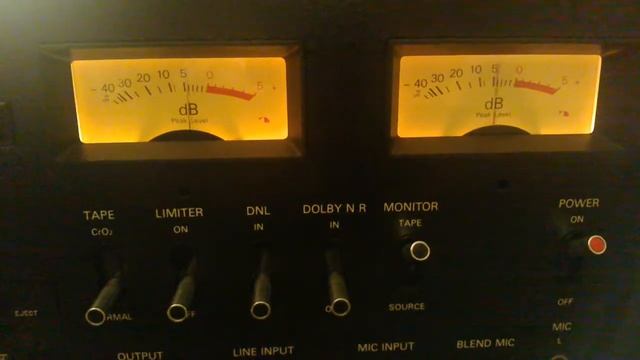 Playback of Hello Joe Goodbye on Nakamichi 1000 смотреть онлайн