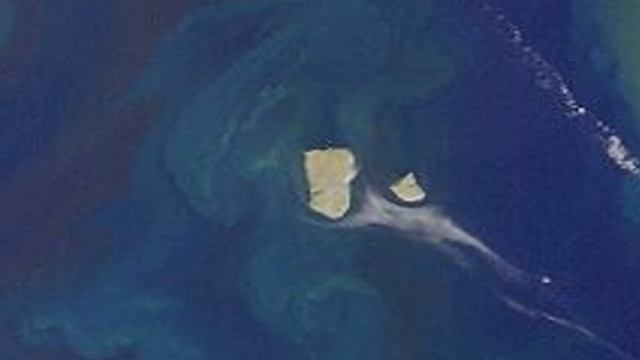 US RUSSIA Border | Little Diomede Island | Diomede Islands | Alaska City | Bering Strait смотреть онлайн