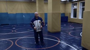 Форма защиты "Черепашка" ,применимая к уличной самообороне.