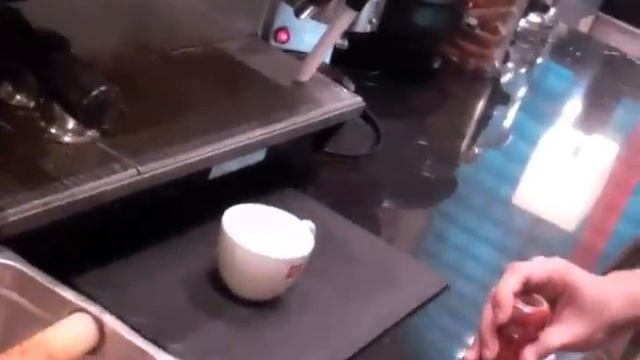 Rowland Cafe - illy Latte Art by Indigo смотреть онлайн