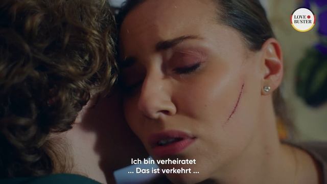 Lehrerin verliebt sich in Schüler | @LoveBusterDeutsch смотреть онлайн