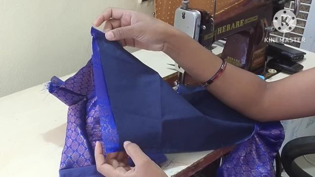 ब्लाऊजच्या फिटिंग विषयी अतिशय महत्त्वाच्या टिप्स/फिटिंग का चुकते 🤔 смотреть онлайн