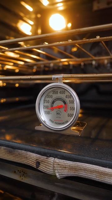 Oven 101: What you need to know #baking #problemsolved #lifehacks смотреть онлайн