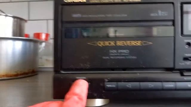I am sorry I won the auction of an Aiwa AD-WX929 Twin deck Cassette player on e-Bay смотреть онлайн