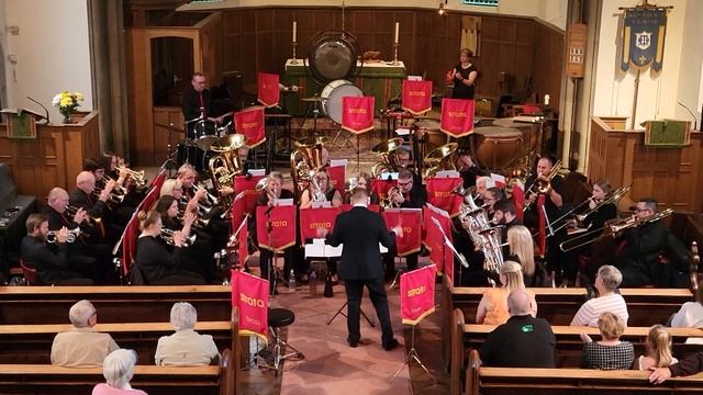 Strata Brass - Clog Dance смотреть онлайн