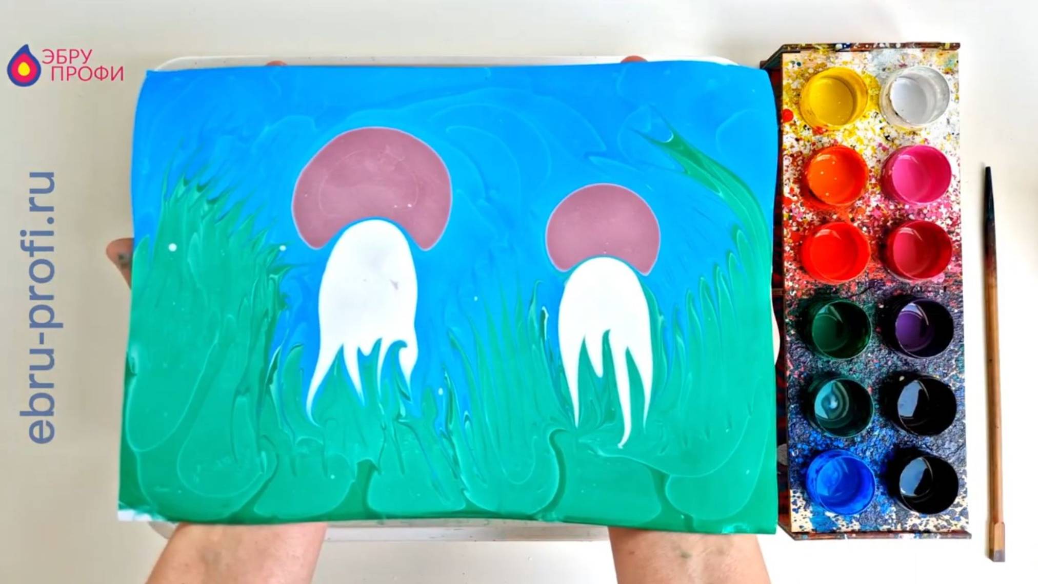 Видео-урок Как нарисовать грибы-боровики на воде_ (технология эбру) смотреть онлайн