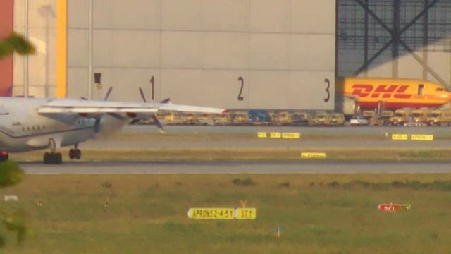 AN-12 UR-DWI Aero-Charter Airlines TAKEOFF @ Leipzig Airport LEJ 2011 смотреть онлайн