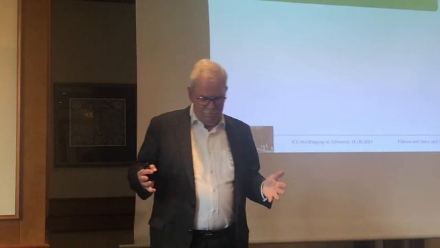 Lothar Kuhls: Führen mit Herz und Verstand смотреть онлайн