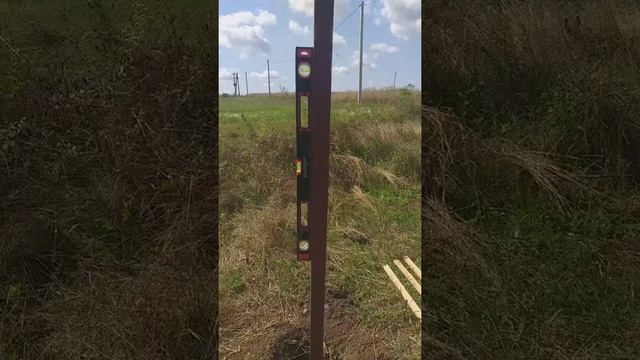 Сонячна станція 40 кВт. День 5. Встановлення та бетонування опор. смотреть онлайн