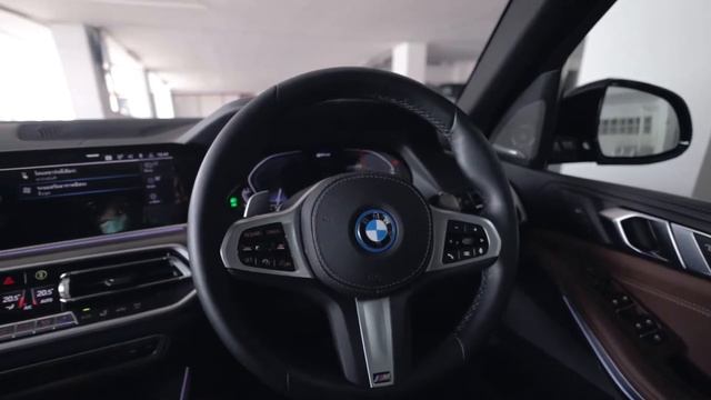 รีวิว X5 xDrive45e M Sport / BMW 2022 смотреть онлайн
