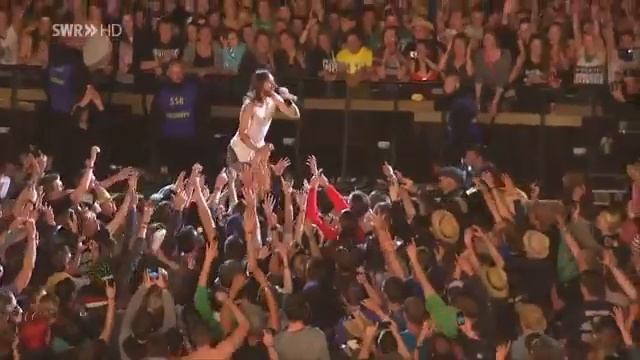 30 Seconds to Mars - The Kill (Bury me) live 2013 смотреть онлайн