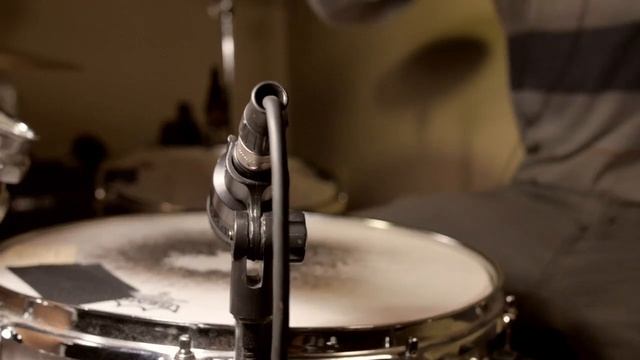 Bobby Corvino-The Black Keys-Tighten up-drum remix смотреть онлайн