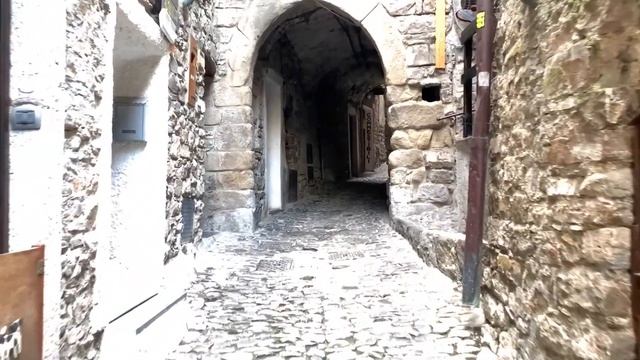 Munta e Cara - Verso le camere Farfalle смотреть онлайн
