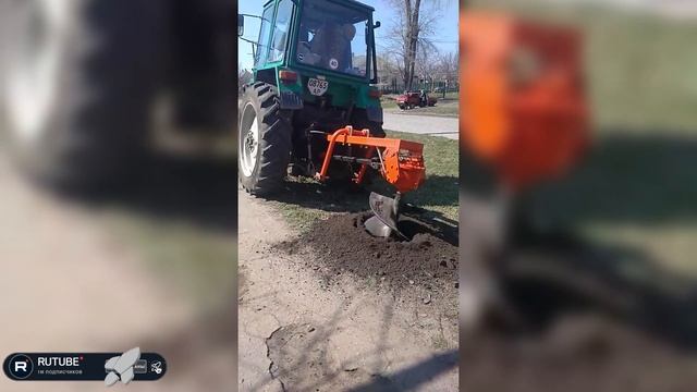 Ямобур 1W-60 в работе