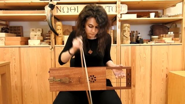 Mahogany Tagelharpa