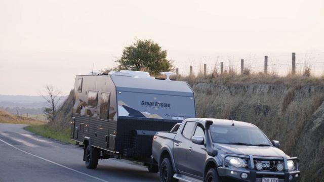 Aluminum frame Gravity Caravan of the Year Finalist смотреть онлайн