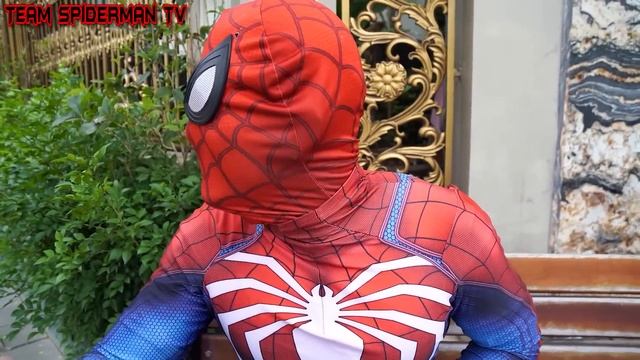 What If ALL COLOR SPIDER-MAN In 1 House? Rescue KID SPIDER MAN With SUPERHERO Power (Funny Action) смотреть онлайн