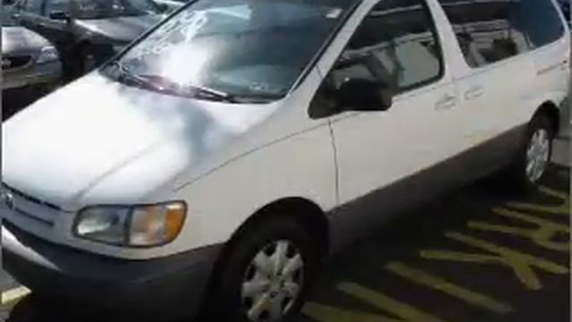 1999 Toyota Sienna - Levittown PA
