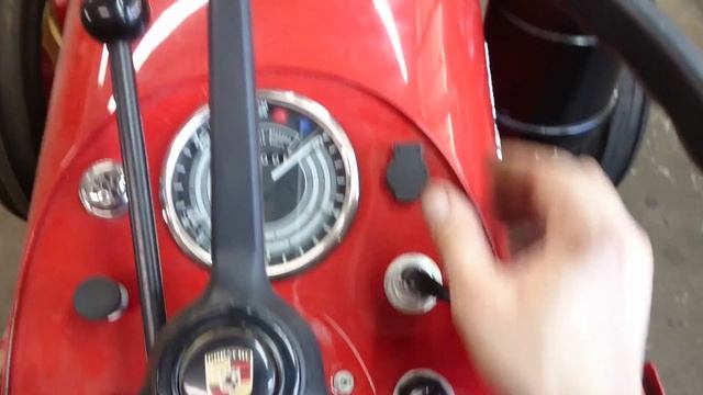 Porsche 329 Super Export Tractor Instrument Panel смотреть онлайн