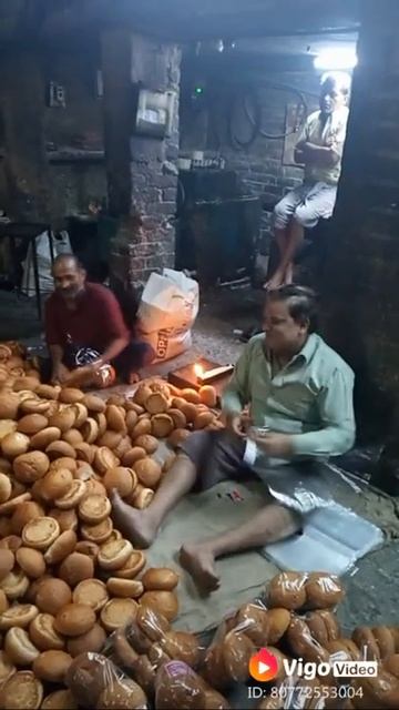 डबल रोटी की कंपनी ऐसी होती है पैकिंग एक बार जरूर देखें смотреть онлайн